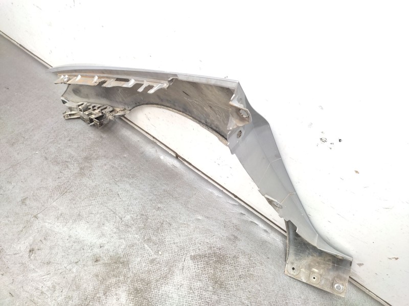 Recambio de aleta delantera derecha para peugeot 307 sw (3h) 2.0 hdi 90 referencia OEM IAM  7841N7 