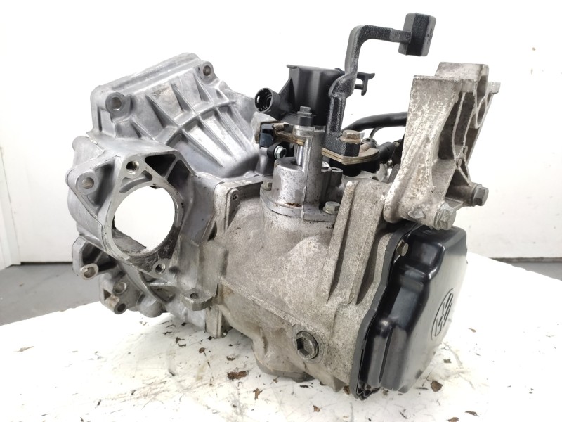 Recambio de caja cambios para volkswagen golf iv berlina (1j1) highline referencia OEM IAM DZL  