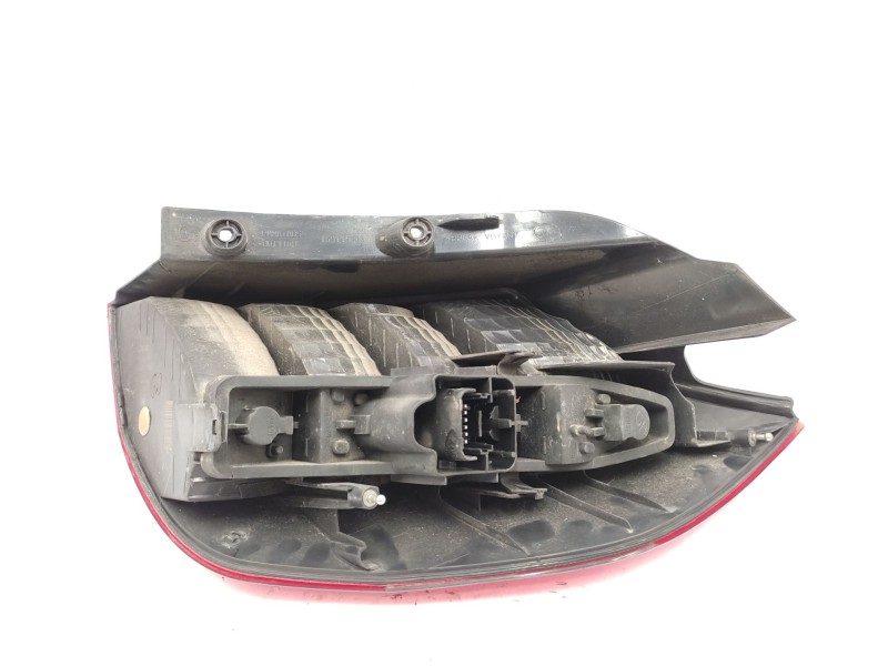 Recambio de piloto trasero izquierdo para renault grand scénic ii (jm0/1_) 1.9 dci (jm0g, jm12, jm1g, jm2c) referencia OEM IAM  