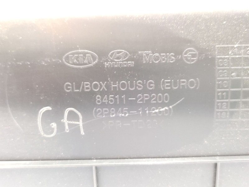 Guantera 845112p200 847602p200va  - Kia Sorento 2.2 Crdi Cat 4