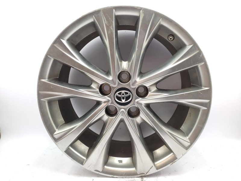 Recambio de llanta para toyota rav 4 referencia OEM IAM   