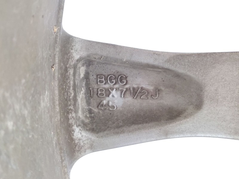 Llanta 4261a42060  - Toyota Rav 4 3