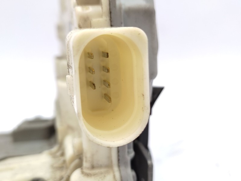 Recambio de cerradura puerta delantera derecha para audi a3 sportback (8pa) 2.0 tfsi quattro referencia OEM IAM   