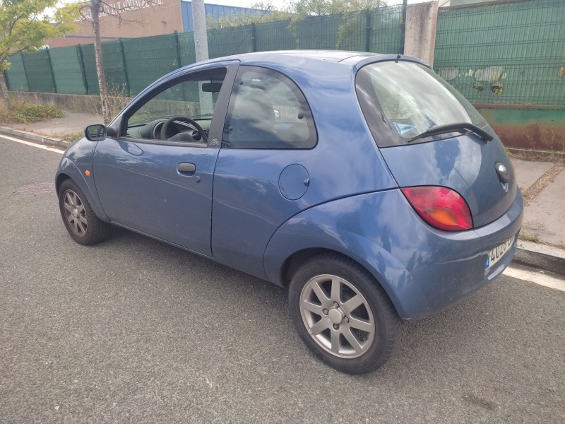 ford ka (rb_) del año 2005