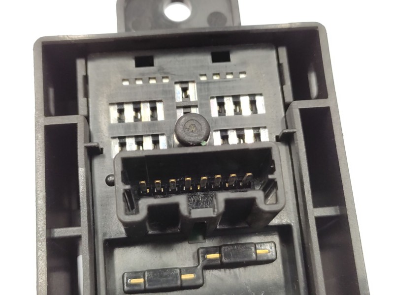 Interruptor Freno De Mano Electrico 251753na0a  - Nissan Leaf 3