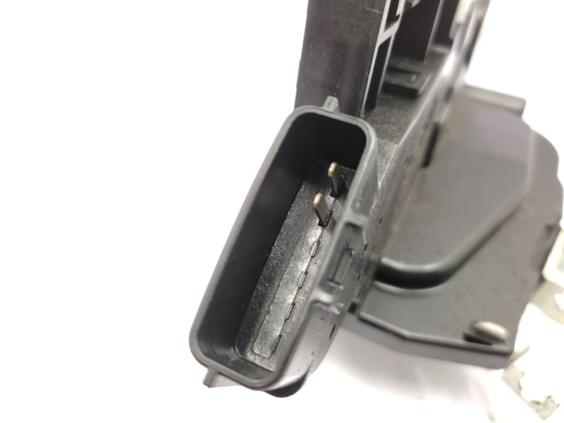 Cerradura Puerta Trasera Izquierda 825013na0a 825013n  - Nissan Leaf 4