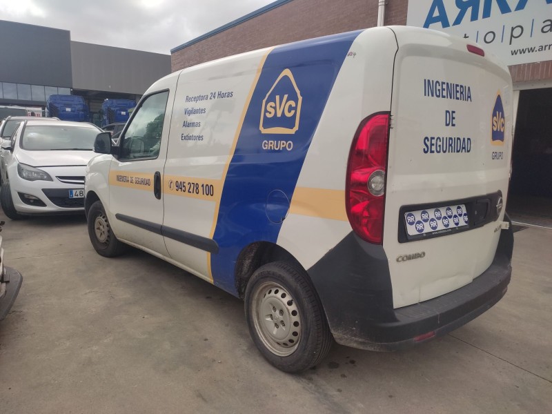 opel combo furgoneta/monovolumen (x12) del año 2016