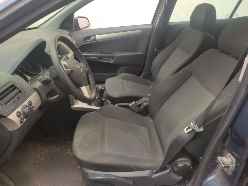 opel astra h (a04) del año 2008
