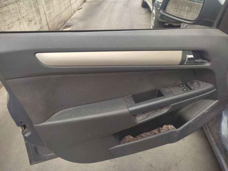 opel astra h (a04) del año 2008