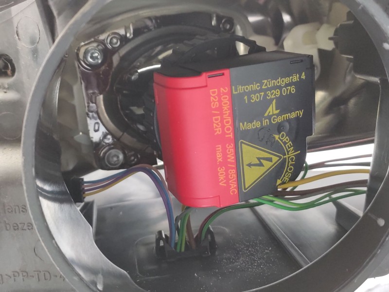 Faro Derecho 9641944180 620692 0301213272 - Peugeot 407 (6d_) 2.0 (6drfnb, 6drfne) 7