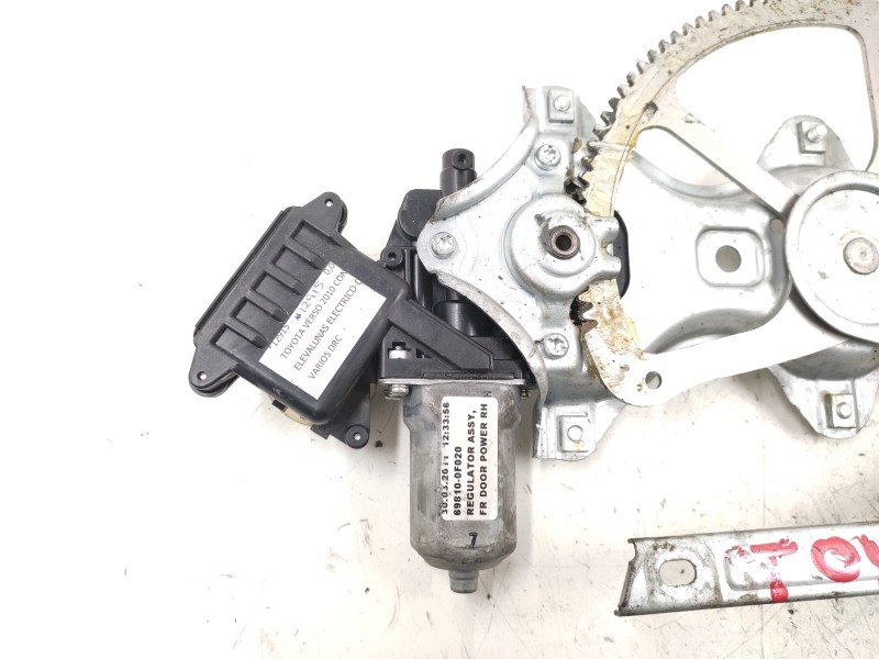 Elevalunas Delantero Derecho 698100f020  - Toyota Verso Advance 4