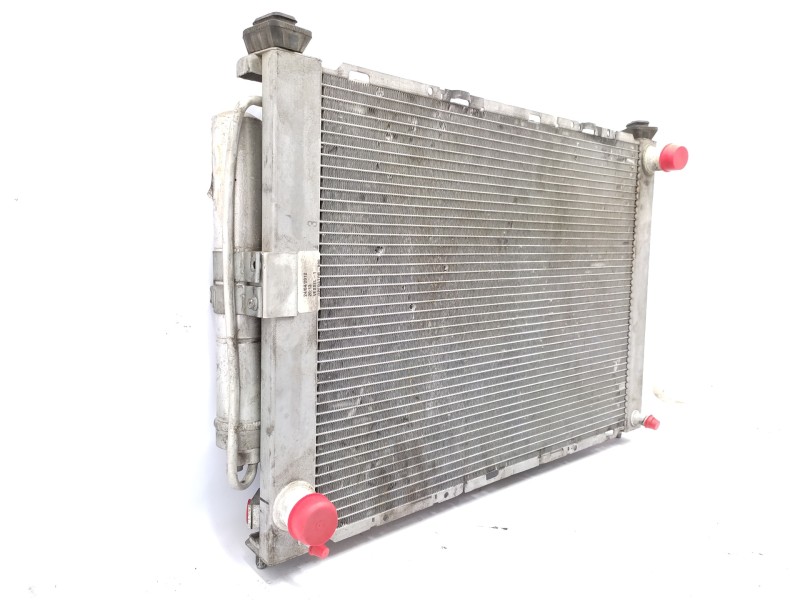 Recambio de radiador agua para renault clio iii expression referencia OEM IAM 8200221498  