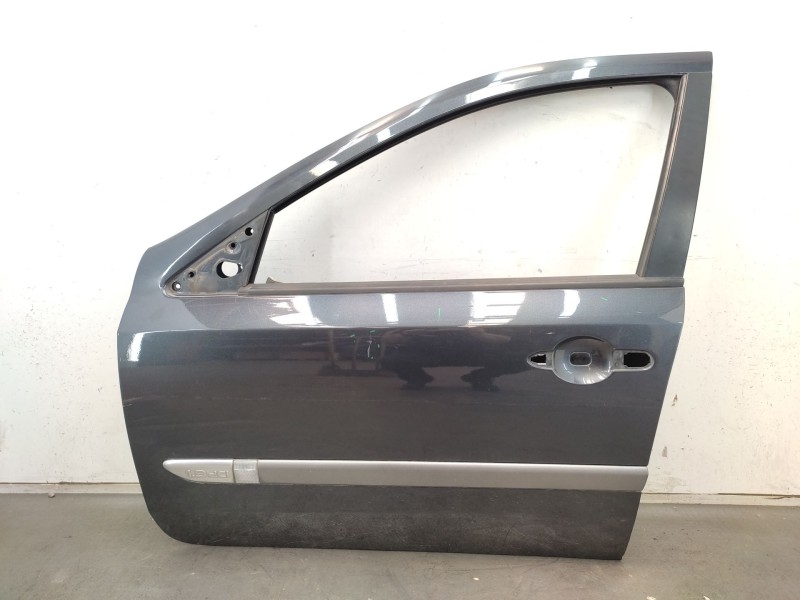 Recambio de puerta delantera izquierda para renault laguna ii (bg0/1_) 1.9 dci (bg08, bg0g) referencia OEM IAM   