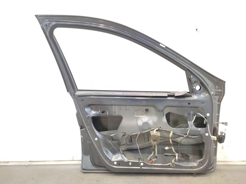 Recambio de puerta delantera izquierda para renault laguna ii (bg0/1_) 1.9 dci (bg08, bg0g) referencia OEM IAM   