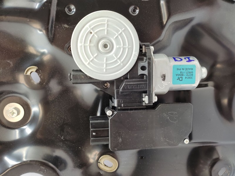Elevalunas Delantero Izquierdo 807211ba0b  - Infiniti Ex 30d 2