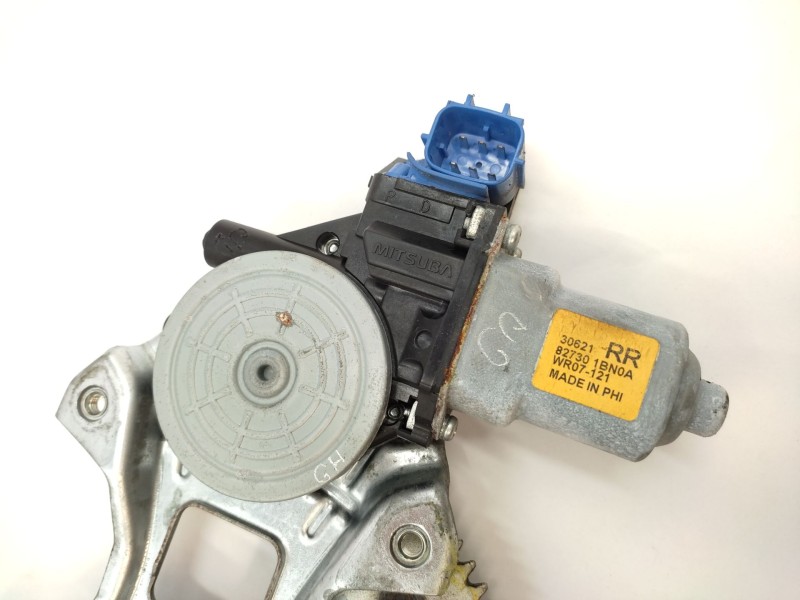 Elevalunas Trasero Izquierdo 827211ba0a  - Infiniti Ex 30d 2