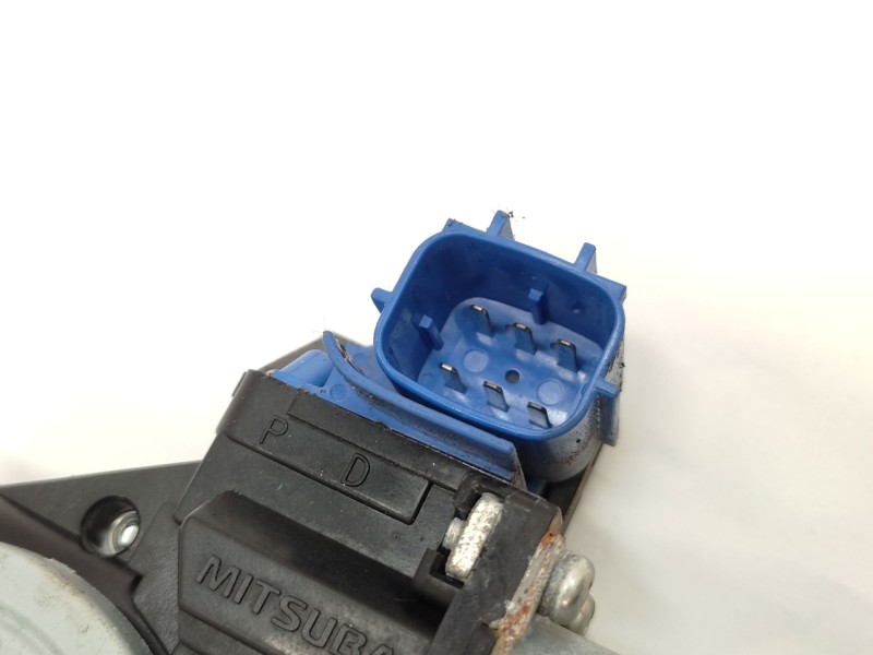 Elevalunas Trasero Izquierdo 827211ba0a  - Infiniti Ex 30d 3