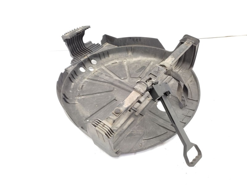 Recambio de soporte rueda repuesto para bmw x3 (e83) xdrive 20 d referencia OEM IAM   