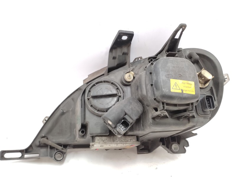 Recambio de faro derecho para mercedes-benz clase m (w163) ml 270 cdi (163.113) referencia OEM IAM  A1638203861 