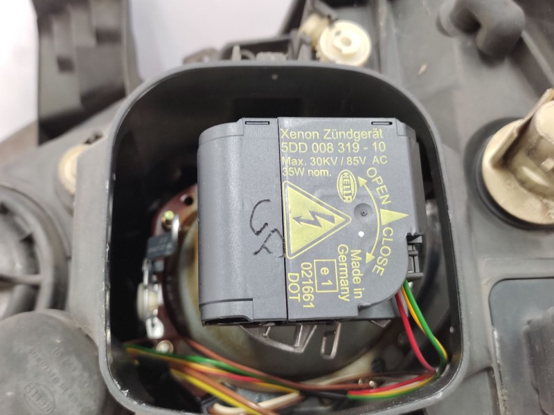 Recambio de faro derecho para mercedes-benz clase m (w163) ml 270 cdi (163.113) referencia OEM IAM  A1638203861 