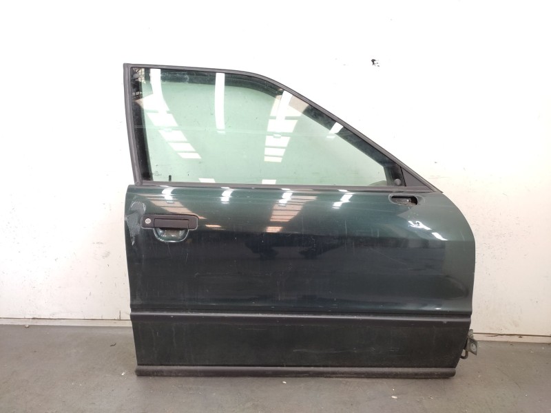 Recambio de puerta delantera derecha para audi 80/90 (893) 80 referencia OEM IAM   