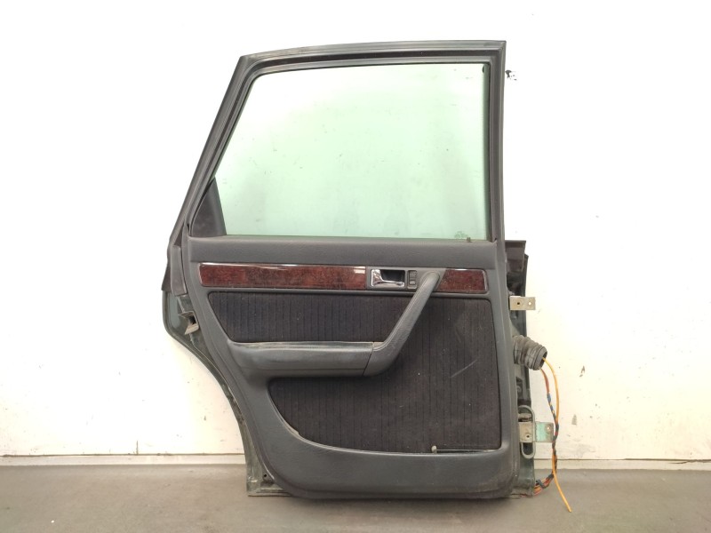 Puerta Trasera Izquierda 8a0833051  - Audi 80/90 (893) 1.6 4