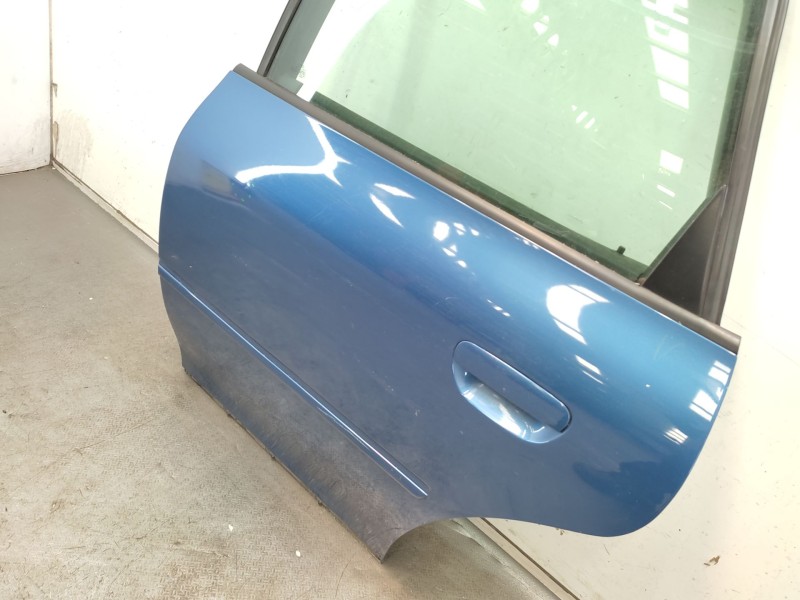 Puerta Trasera Izquierda 8l4833051c  - Audi A3 (8l) 1.6 Attraction 2