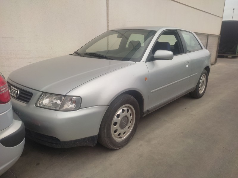 audi a3 (8l1) del año 1996