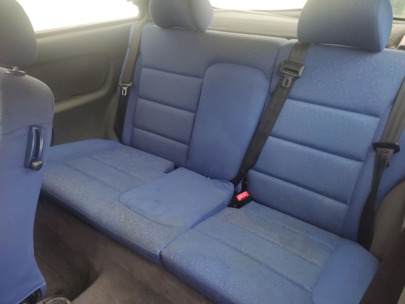 audi a3 (8l1) del año 1996