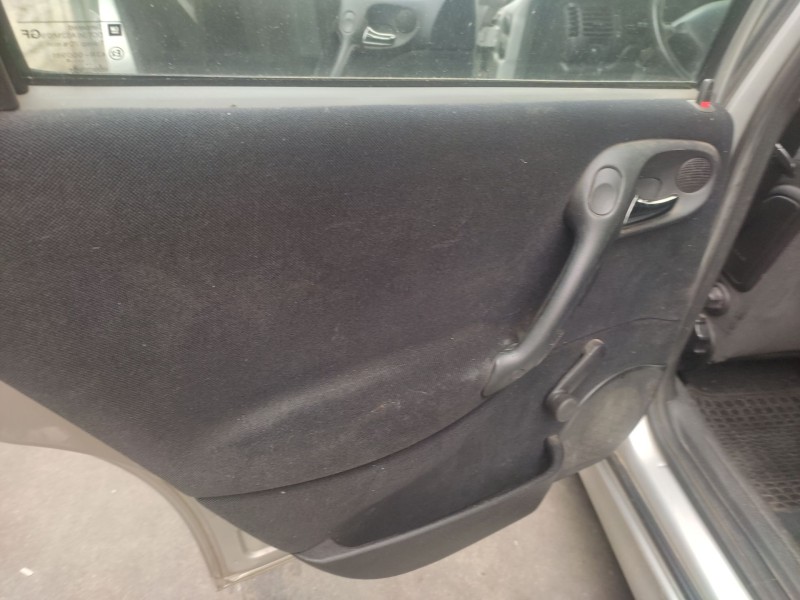 opel vectra b (j96) del año 2000