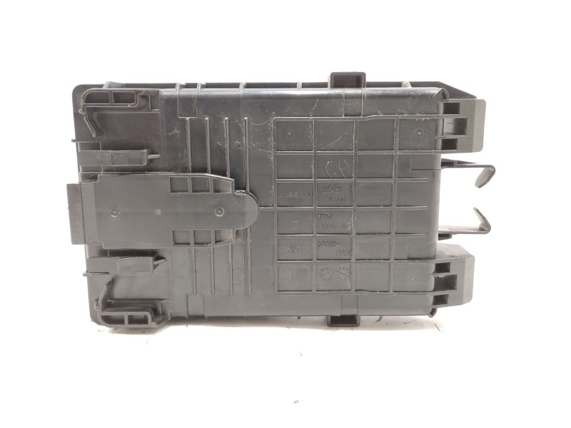 Recambio de caja reles / fusibles para infiniti ex 30d referencia OEM IAM   