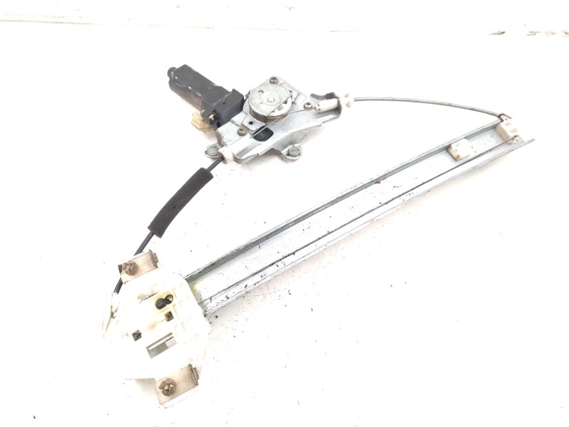 Elevalunas Trasero Derecho 8340225000  - Hyundai Accent (lc) Gls 2