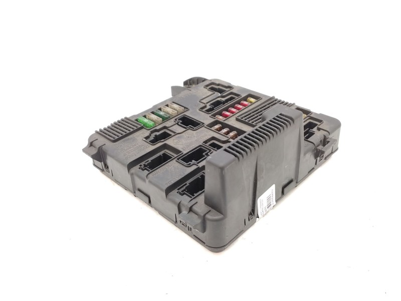 Recambio de caja reles / fusibles para renault megane ii (bm0/1_, cm0/1_) 1.9 dci (bm0g, cm0g) referencia OEM IAM   