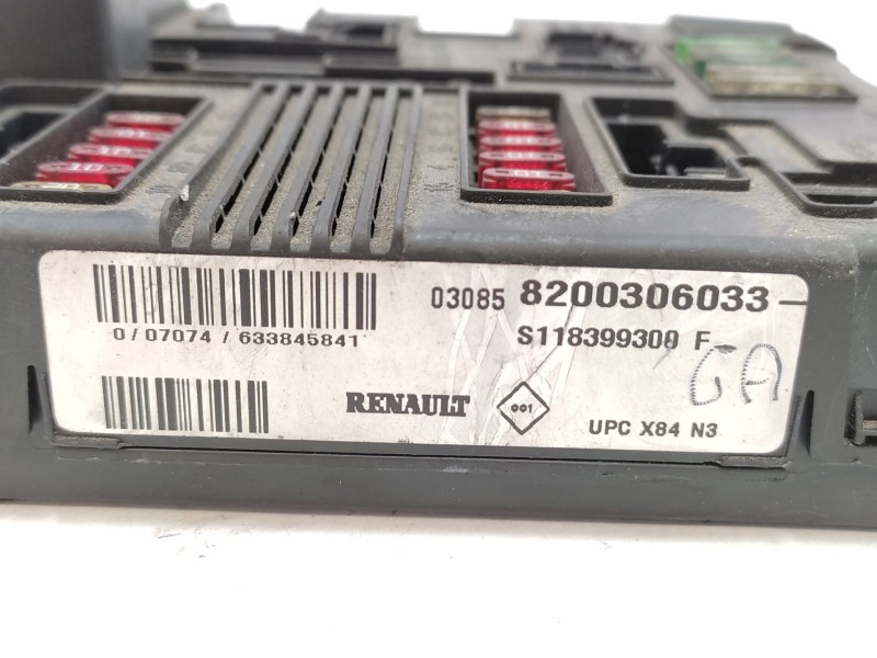 Recambio de caja reles / fusibles para renault megane ii (bm0/1_, cm0/1_) 1.9 dci (bm0g, cm0g) referencia OEM IAM   
