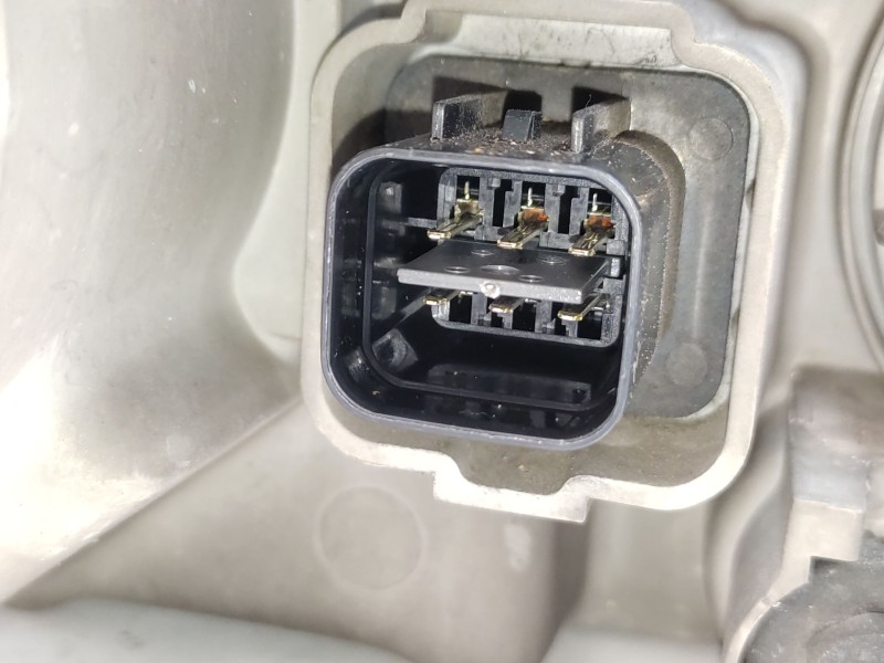 Faro Izquierdo 921033a020  - Hyundai Trajet (fo) 2.0 Crdi 3