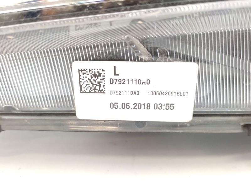 Recambio de faro izquierdo para hyundai tucson (tl, tle) 1.6 gdi referencia OEM IAM  92101D7100 