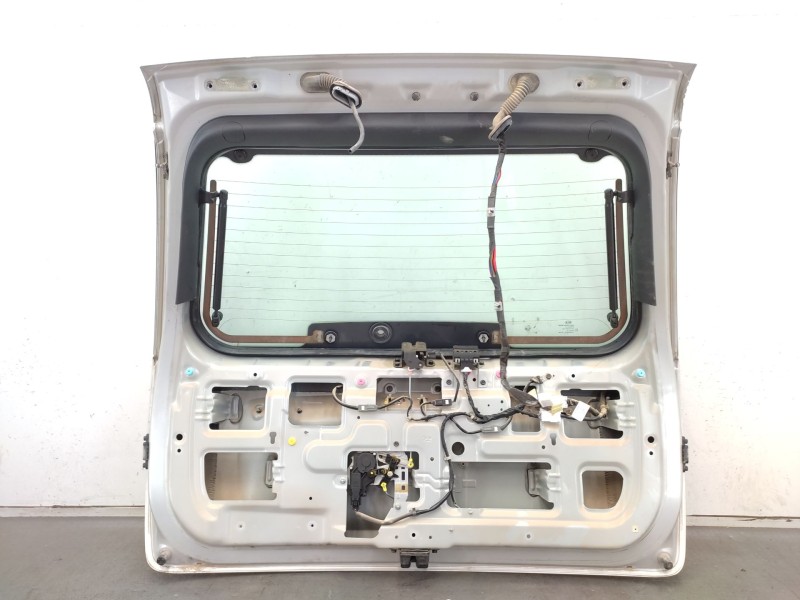 Recambio de porton trasero para kia sportage ii (je_, km_) 2.0 crdi referencia OEM IAM  737000Z000 
