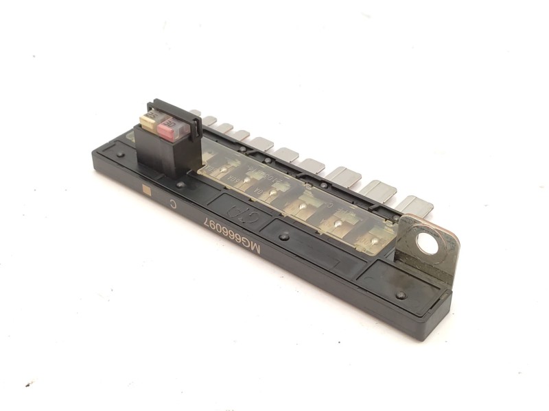 Caja Reles / Fusibles Mg666097  - Hyundai Tucson (tl, Tle) 1.6 Gdi 2