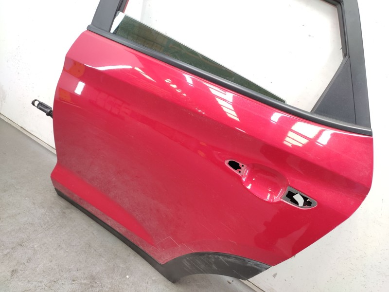 Recambio de puerta trasera izquierda para hyundai tucson (tl, tle) 1.6 gdi referencia OEM IAM  77003D7000 