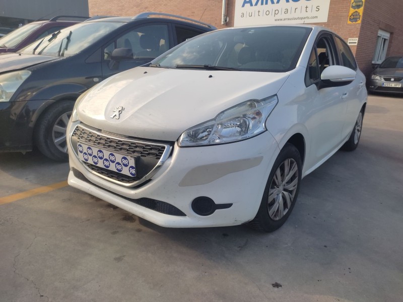 peugeot 208 i (ca_, cc_) del año 2013