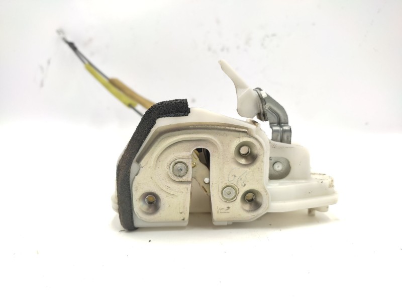 Recambio de cerradura puerta trasera derecha para mazda 6 station wagon (gj, gl) 2.2 d (gj2fw) referencia OEM IAM   