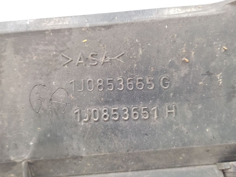 Recambio de calandra delantera de radiador para volkswagen golf iv (1j1) 1.9 tdi referencia OEM IAM   