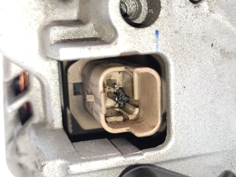 Recambio de alternador para renault espace iv (jk0/1_) 2.0 dci (jk01, jk02, jk1j, jk1k, jk1h) referencia OEM IAM   
