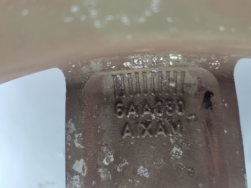 Recambio de llanta para aixam roadline 0.4 referencia OEM IAM   