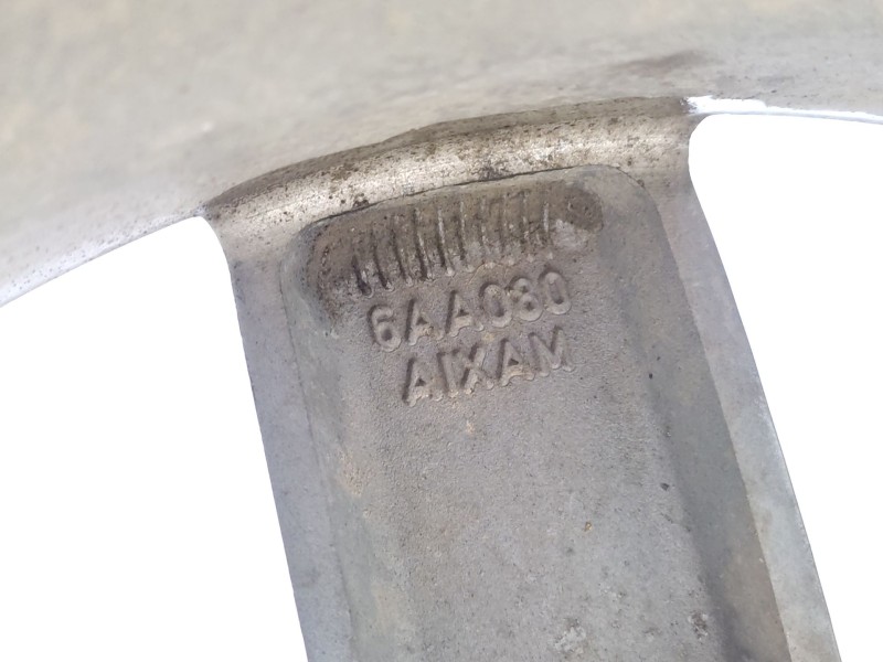 Recambio de llanta para aixam roadline 0.4 referencia OEM IAM   