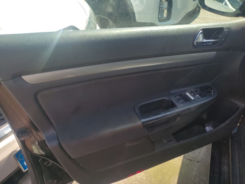 volkswagen golf v (1k1) del año 2005