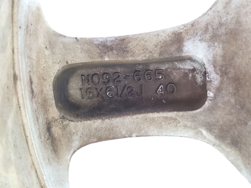Recambio de llanta para nissan leaf referencia OEM IAM   