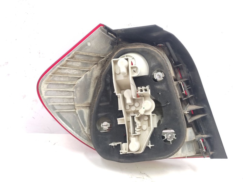 Recambio de piloto trasero derecho para bmw 1 (e87) 118 d referencia OEM IAM 7164956 63217164956 