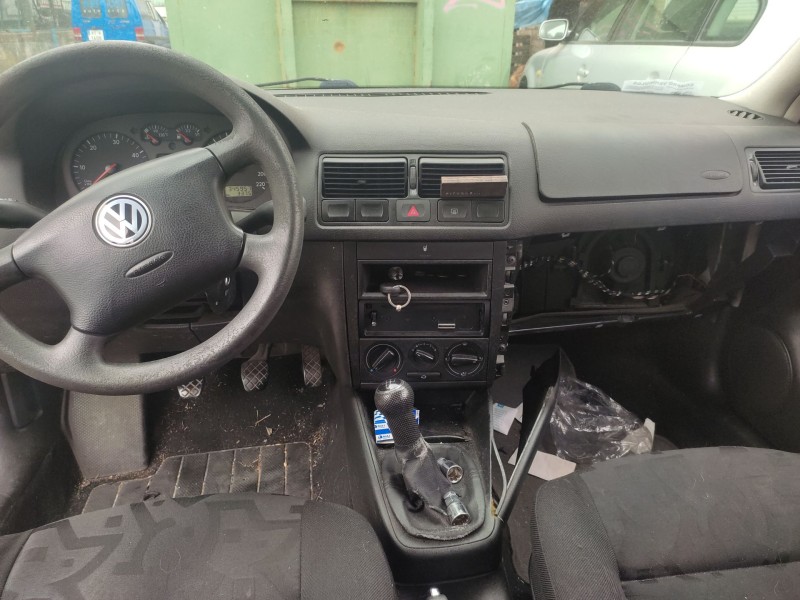 volkswagen golf iv (1j1) del año 2000