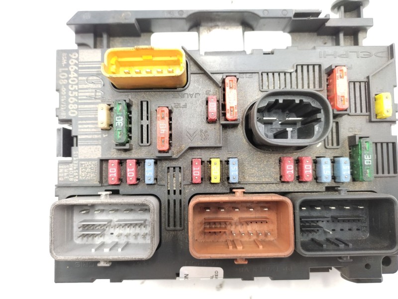 Recambio de caja reles / fusibles para citroën c4 picasso i monospace (ud_) 2.0 hdi 138 referencia OEM IAM   